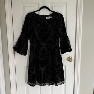 NWT Eliza J Velvet Bell Sleeve Dress